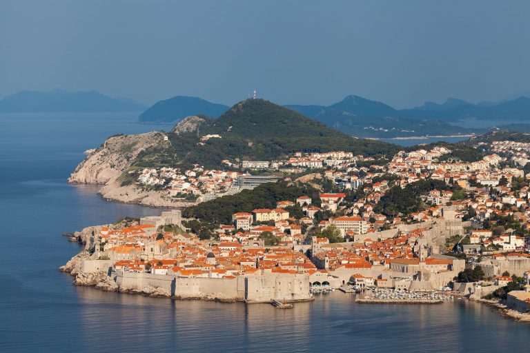 Casco_viejo_de_Dubrovnik,_Croacia,_2014-04-14,_DD_11