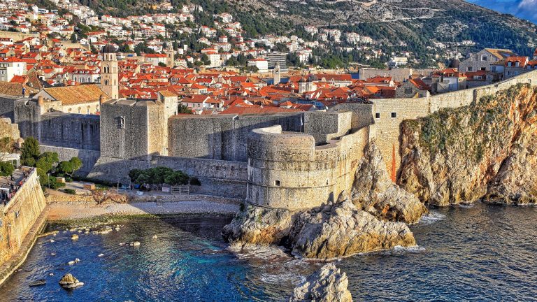 Dubrovnik - Gradske zidine i utvrde   - N-1
