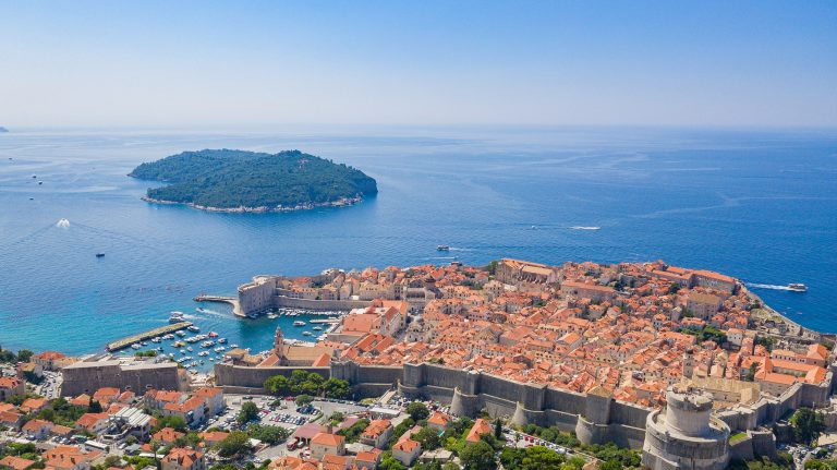 Historical_center_of_Dubrovnik_with_a_view_to_the_Lokrum_island,_Croatia_(48613140017)